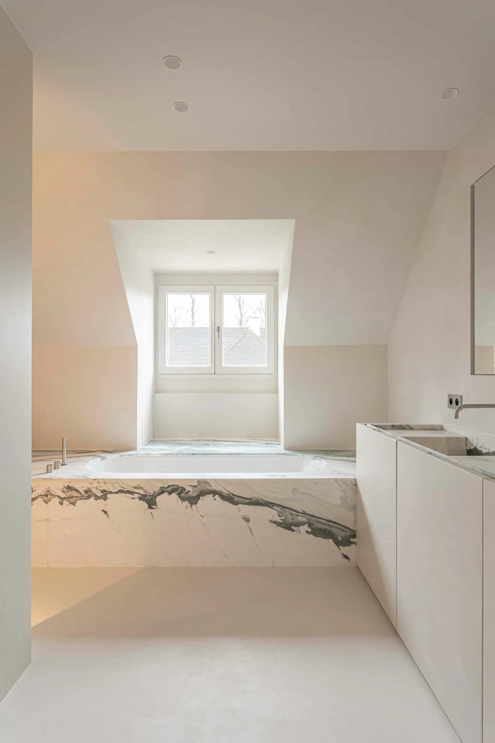 Total villa fit-out — 1